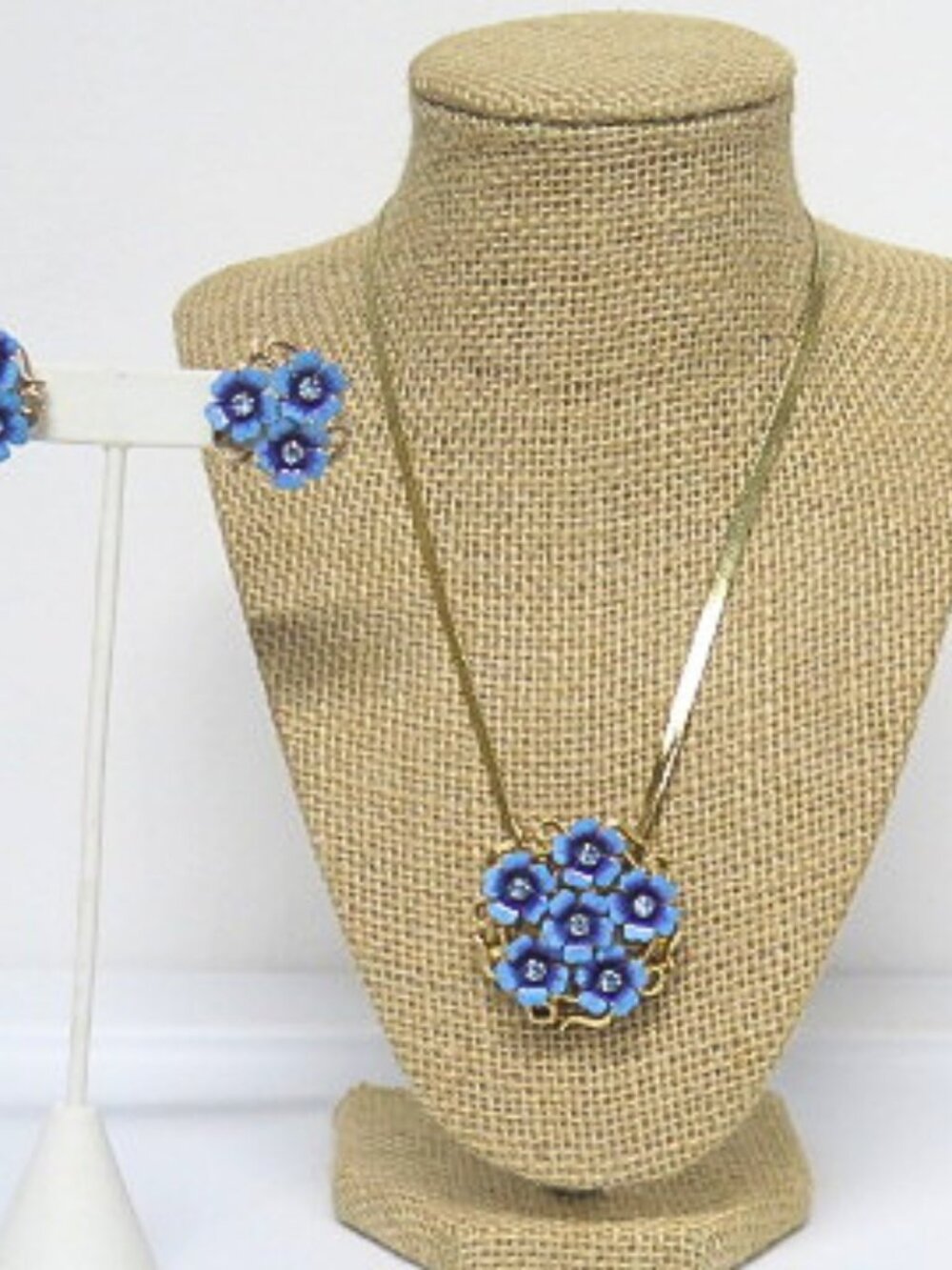 MONET Vintage Blue Enamel Flower Necklace Brooch Clip On Earrings Jewelry Set